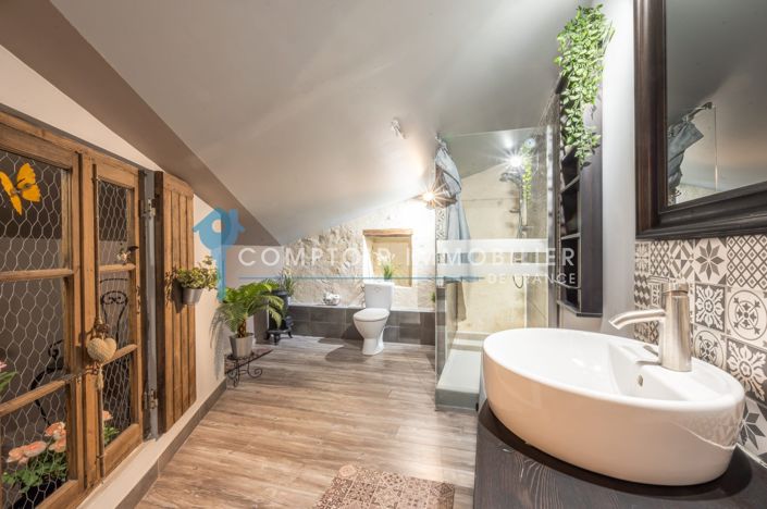 Image No.14-7 Bed House for sale