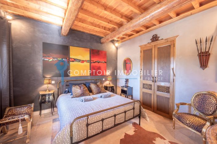 Image No.8-7 Bed House for sale