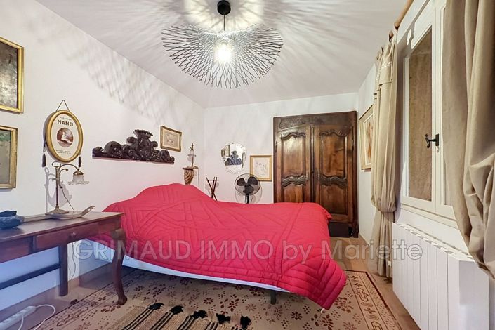 Image No.15-4 Bed House for sale