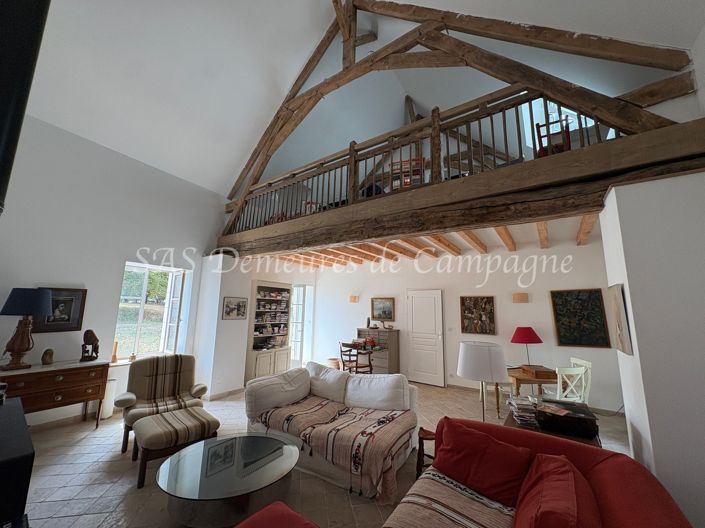 Image No.3-6 Bed House for sale