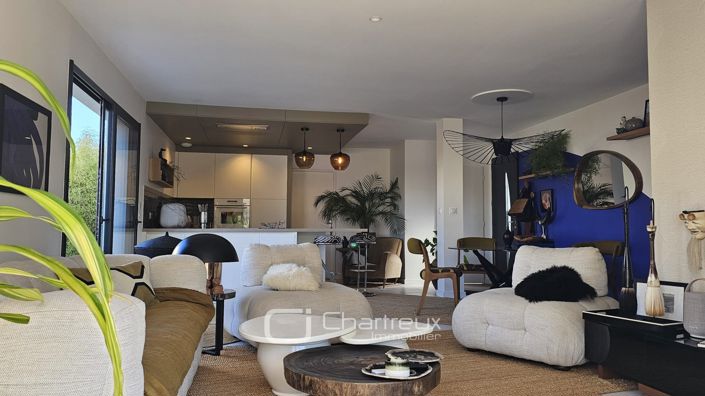 Image No.4-2 Bed House for sale