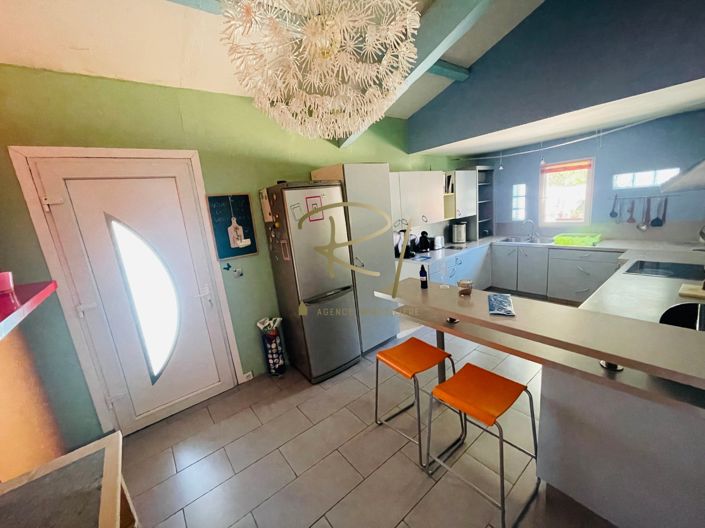Image No.5-4 Bed House for sale