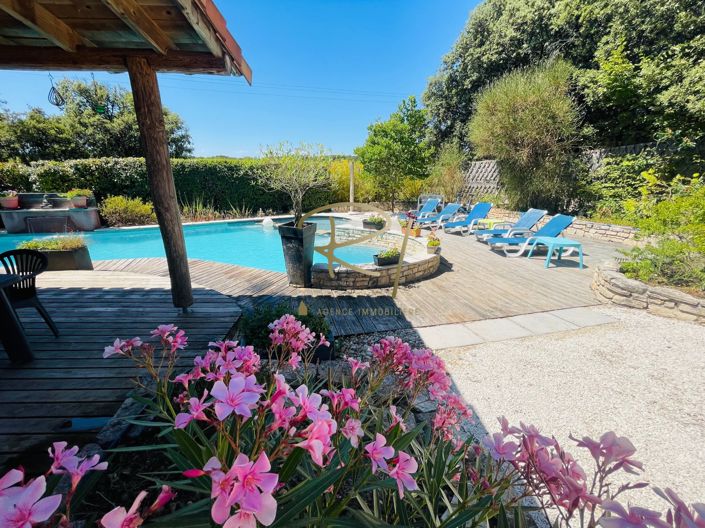 Image No.8-4 Bed House for sale