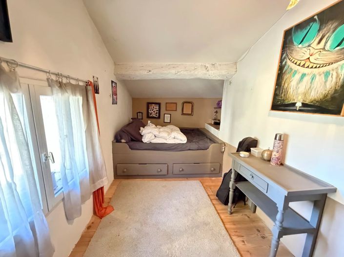 Image No.8-House for sale