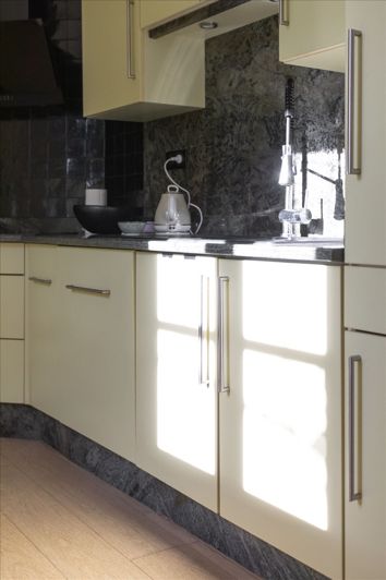 Image No.13-6 Bed House for sale