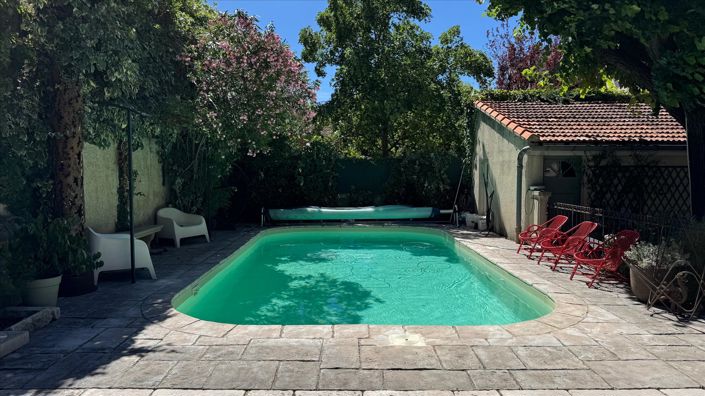 Image No.6-6 Bed House for sale