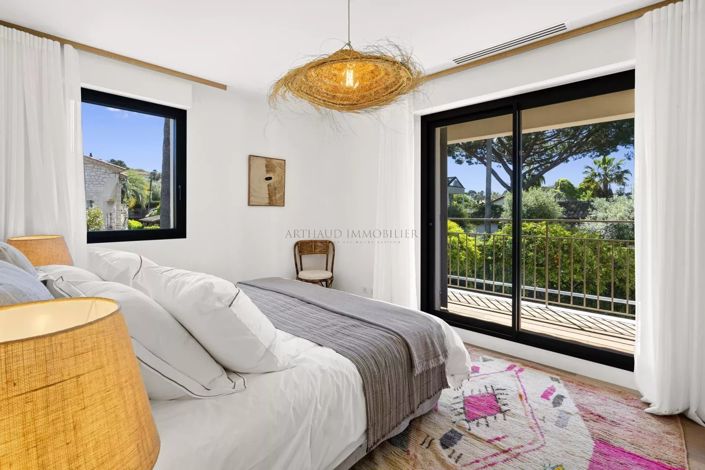 Image No.18-3 Bed House for sale