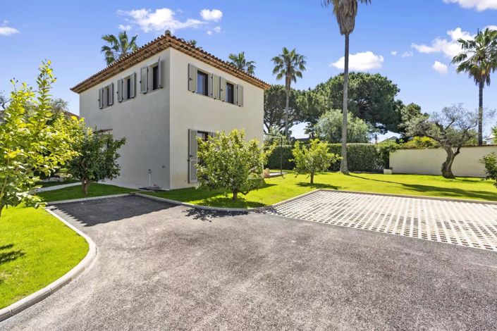 Image No.23-3 Bed House for sale