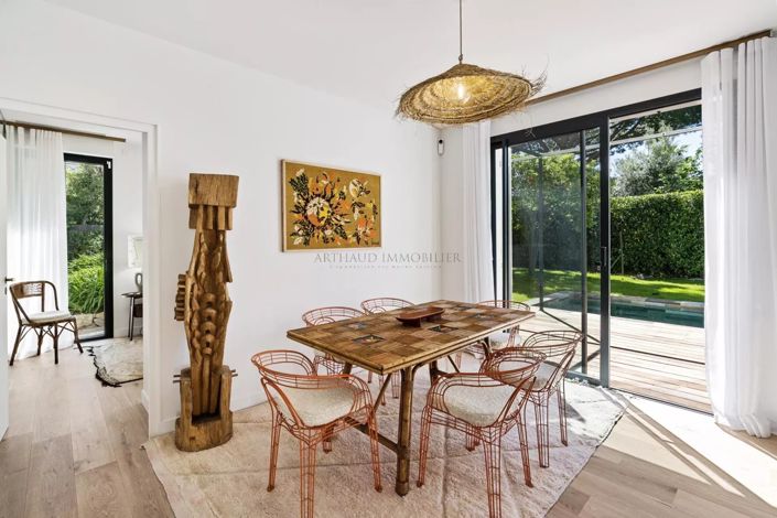 Image No.9-3 Bed House for sale