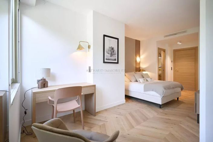 Image No.12-3 Bed Apartment for sale