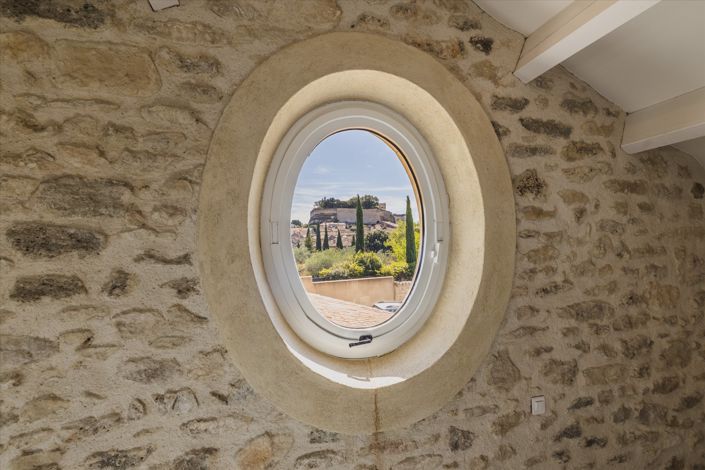 Image No.24-5 Bed House for sale