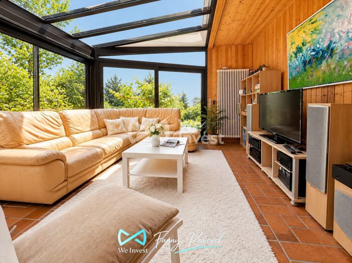 Image No.11-5 Bed Property for sale