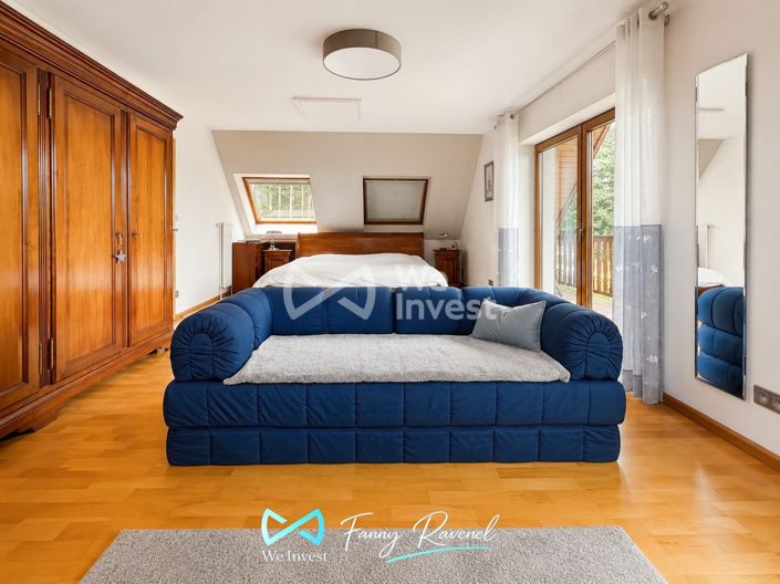 Image No.14-5 Bed Property for sale