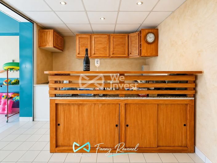 Image No.21-5 Bed Property for sale