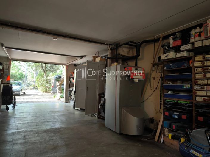 Image No.17-5 Bed House for sale