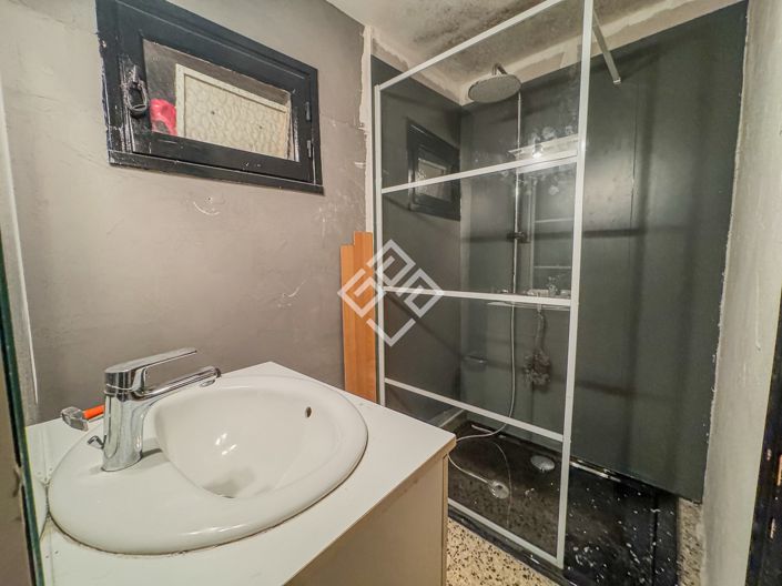 Image No.13-3 Bed House for sale