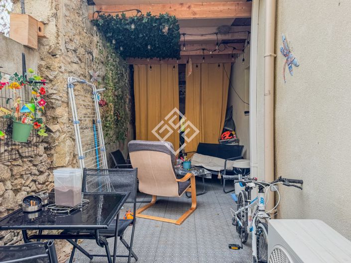 Image No.15-3 Bed House for sale