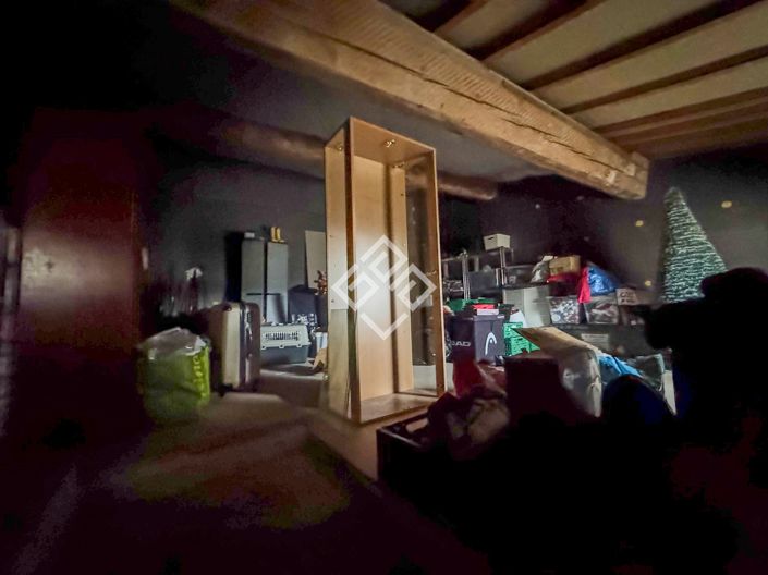 Image No.17-3 Bed House for sale