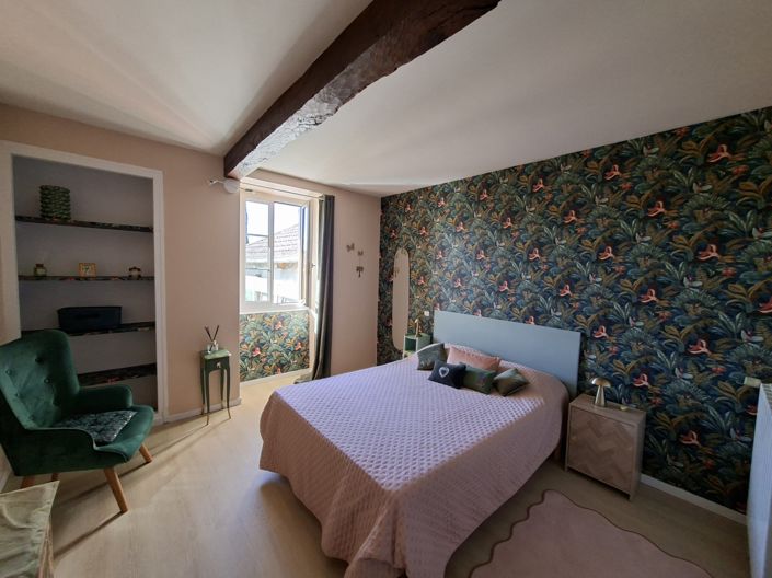 Image No.12-4 Bed House for sale