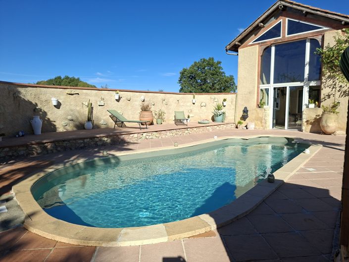 Image No.2-4 Bed House for sale