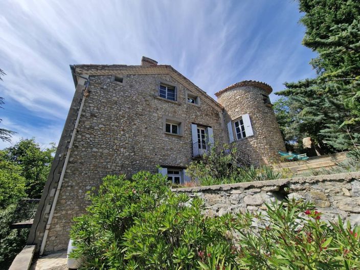 Image No.3-10 Bed House for sale