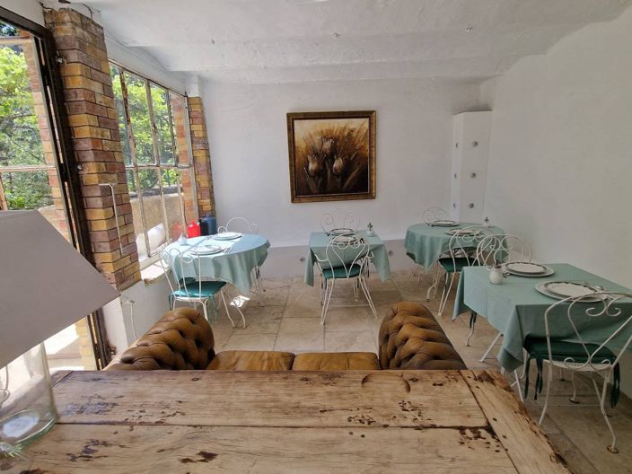 Image No.6-10 Bed House for sale