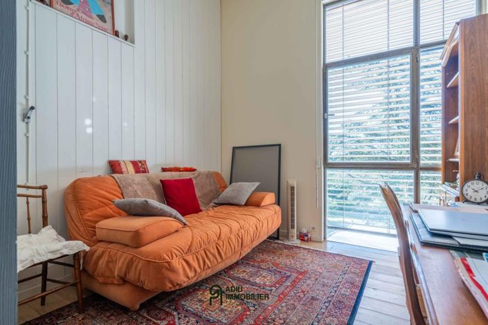 Image No.14-3 Bed House for sale