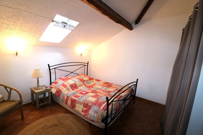 Image No.19-4 Bed House for sale
