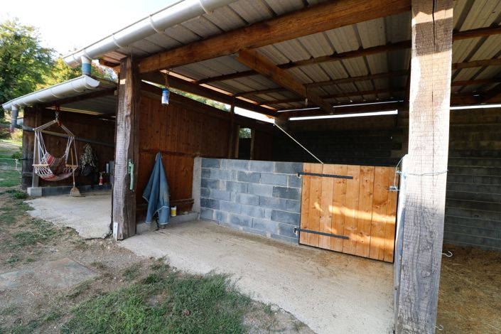 Image No.26-4 Bed House for sale