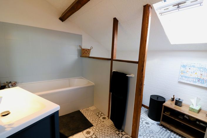 Image No.43-4 Bed House for sale