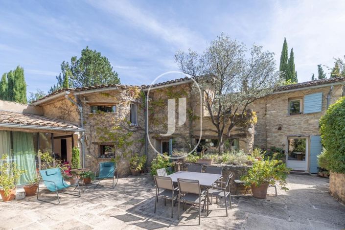 Image No.17-6 Bed House for sale