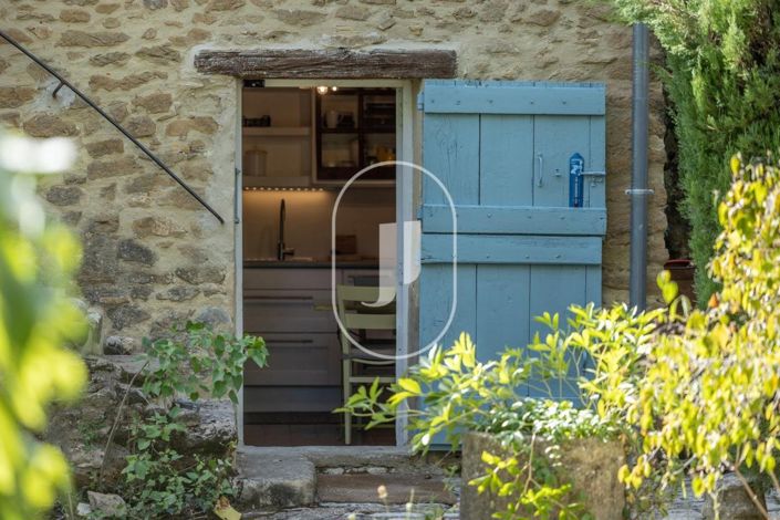 Image No.59-6 Bed House for sale