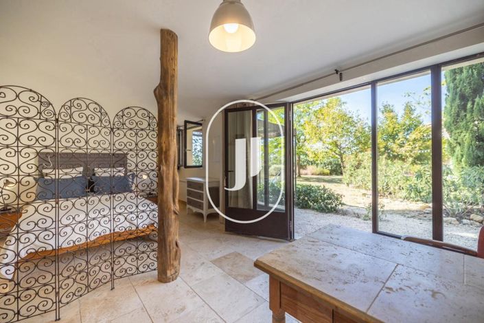 Image No.14-7 Bed House for sale