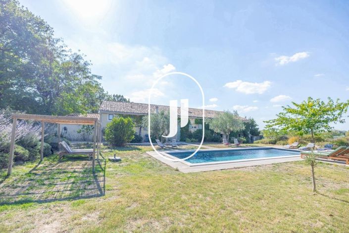 Image No.17-7 Bed House for sale