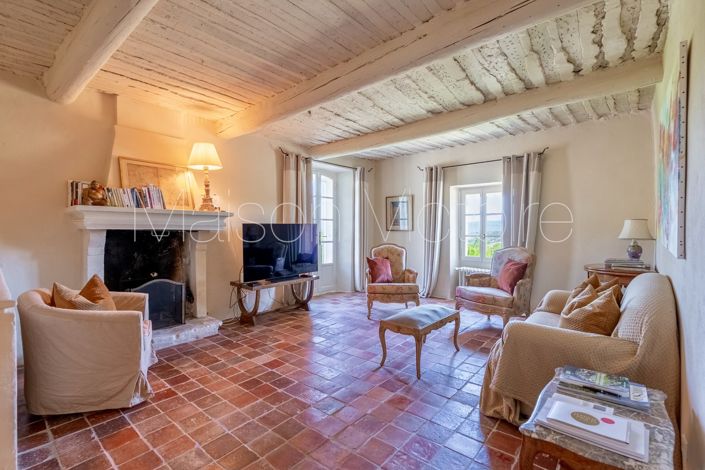 Image No.16-8 Bed House for sale
