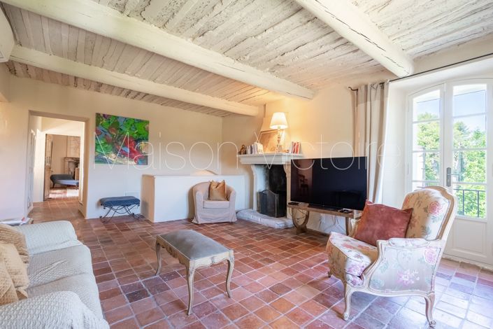 Image No.17-8 Bed House for sale