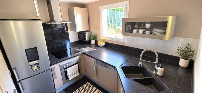 Image No.17-4 Bed House for sale
