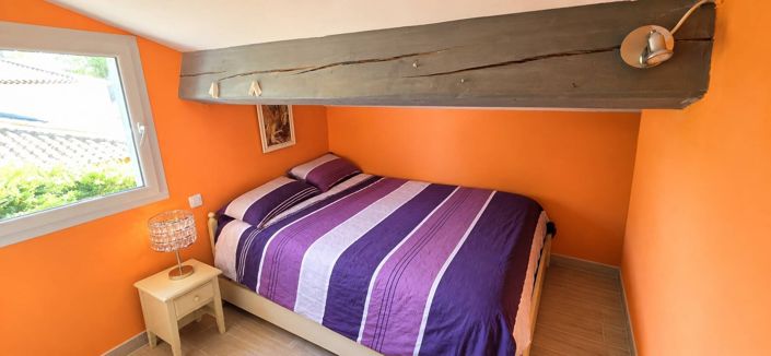 Image No.18-4 Bed House for sale