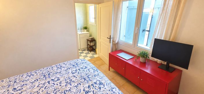 Image No.9-4 Bed House for sale