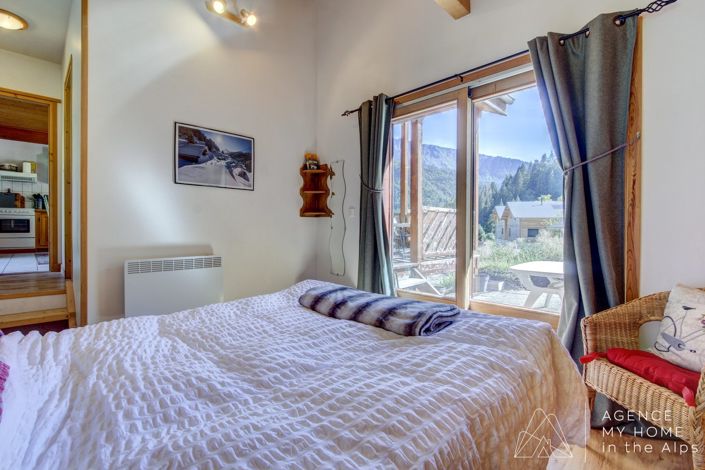 Image No.22-5 Bed House for sale