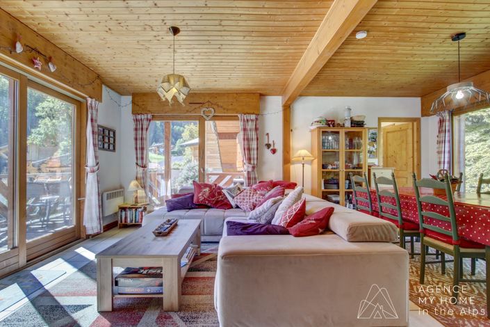 Image No.4-5 Bed House for sale