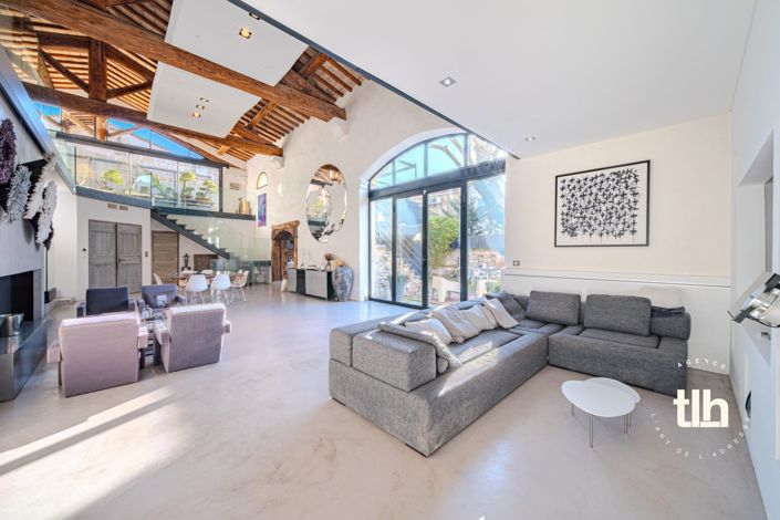 Image No.16-5 Bed Property for sale