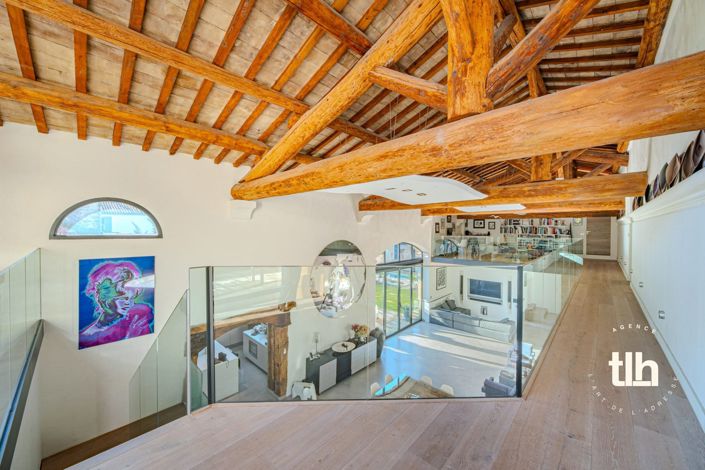 Image No.25-5 Bed Property for sale