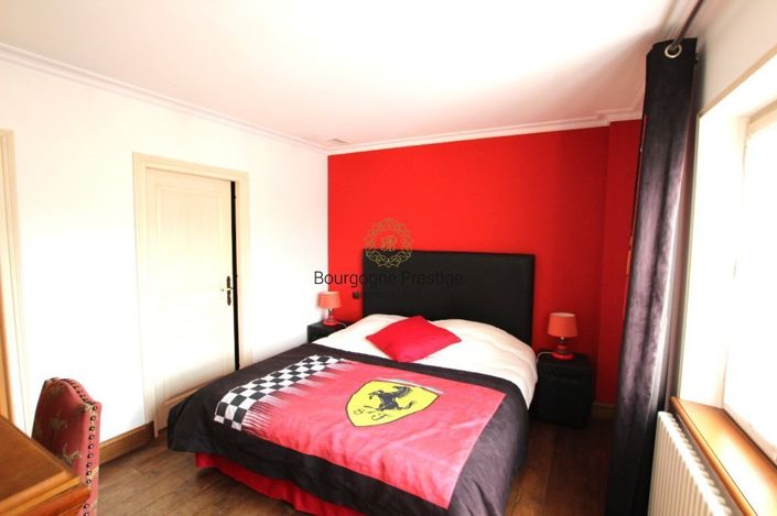 Image No.11-3 Bed Apartment for sale