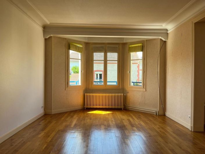 Image No.14-5 Bed House for sale