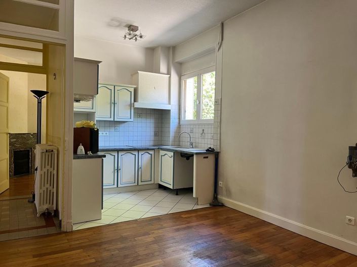 Image No.17-5 Bed House for sale