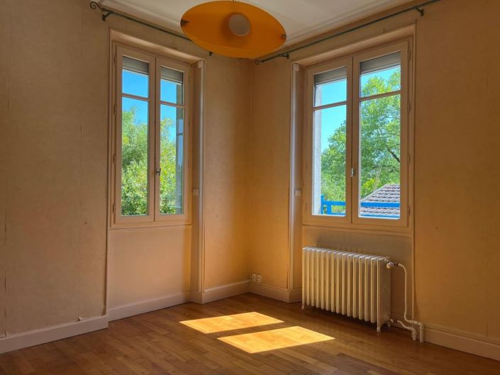 Image No.22-5 Bed House for sale
