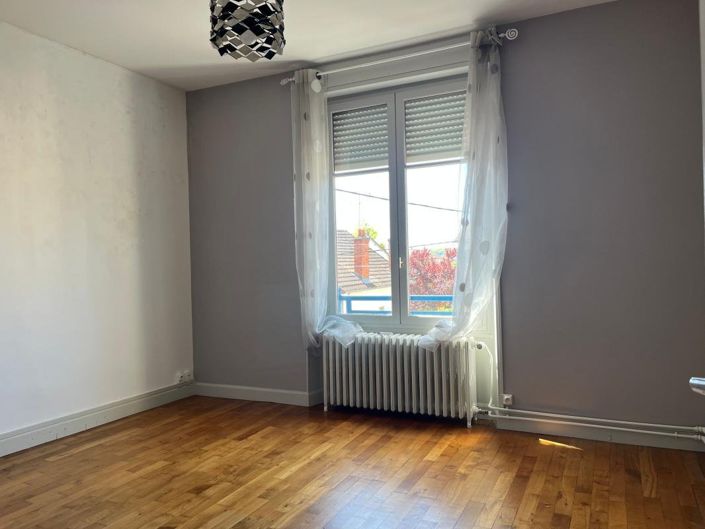 Image No.27-5 Bed House for sale