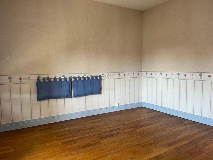 Image No.34-5 Bed House for sale