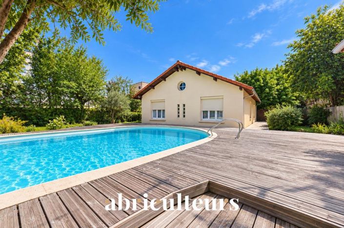 Image No.18-3 Bed House for sale